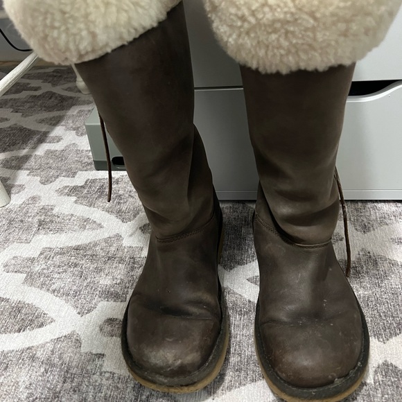 Ugg boots - Picture 4 of 4